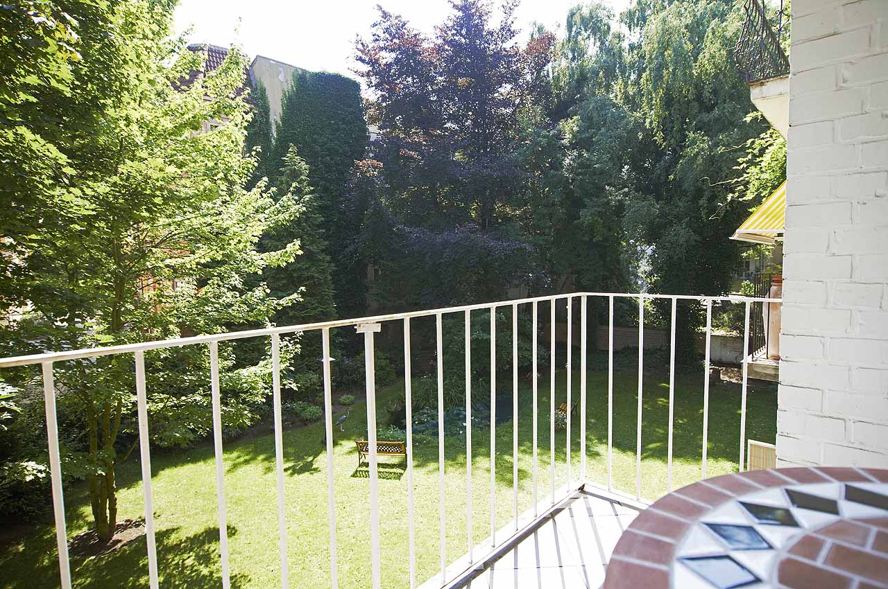 appartement b balkon sonnig sitzplatz
