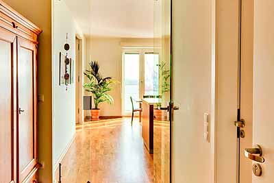 appartement elbsuite flur schrank
