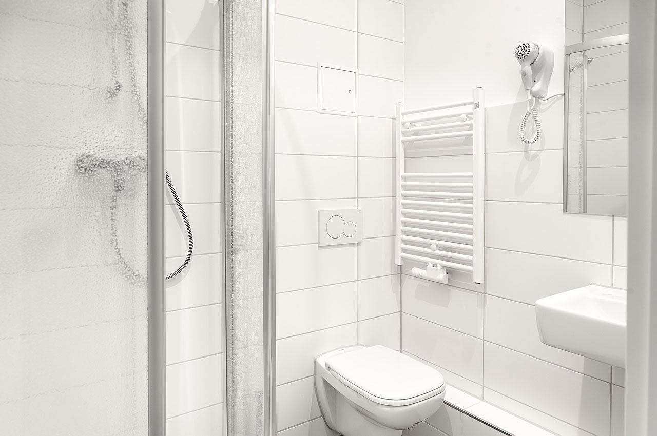 appartement elphi bad wc spiegel