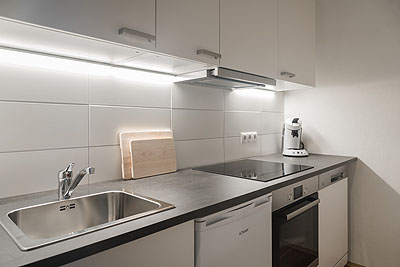 appartement elphi kuechenzeile backofen senseo