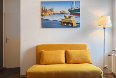 Ferienwohnung Elb-Lounge: Halbes Sofa