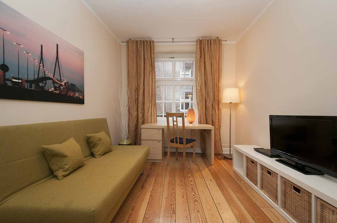 appartement rehhoff wohnbereich tv couch